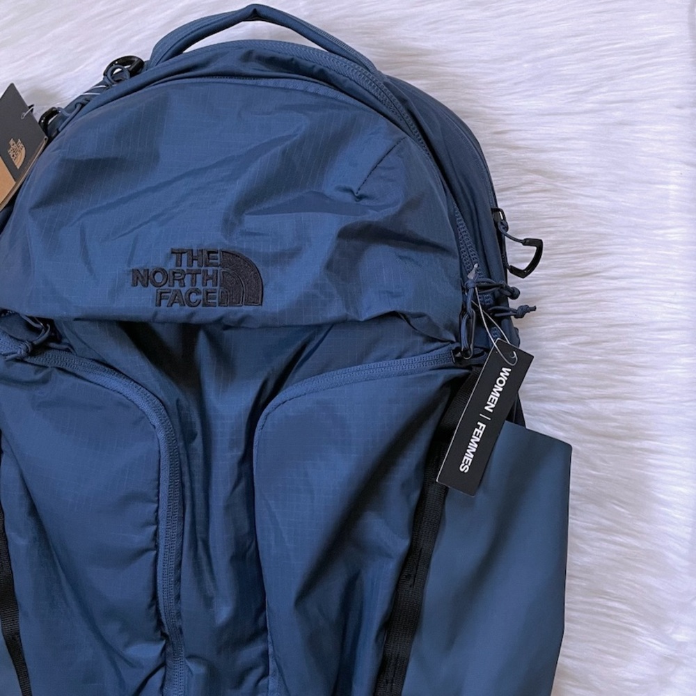 The North Face Surge Blue Backpack - Picture 2 of 9